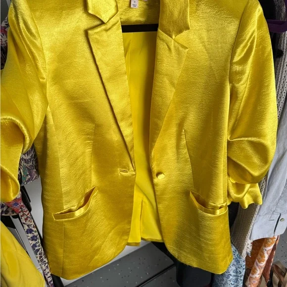 Cinq a Sept Vibrant Yellow Blazer - Picture 3 of 3